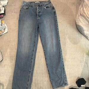 Great straightleg/loose jeans
